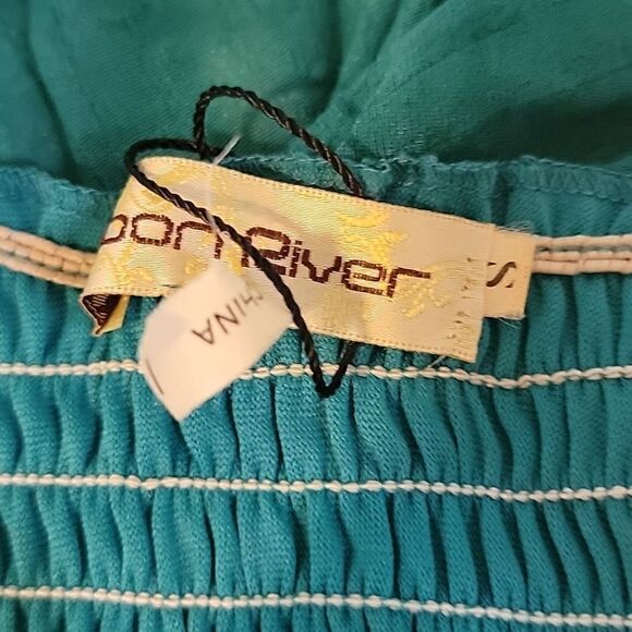 Beautiful festival dress  - Picture 9 of 9